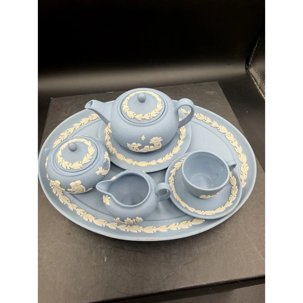 Vintage Wedgwood Jasperware Blue 9‑Piece Mini Tea Set – Rare 🫖💙